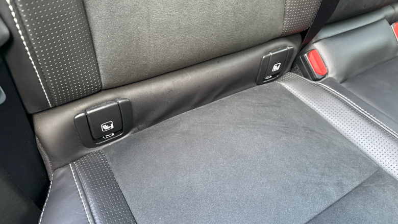 Volvo Xc40 2.0 T5 R DESIGN 5dr AWD Geartronic Petrol Estate